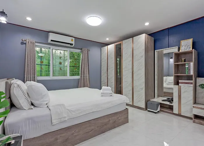 Large Spacious 3br House At Bts On Nut 度假居 曼谷